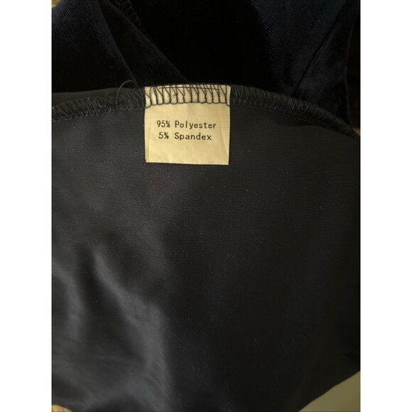 Women's Caryn Lawn Betsy Velvet Top in Navy Blue - Picture 5 of 5